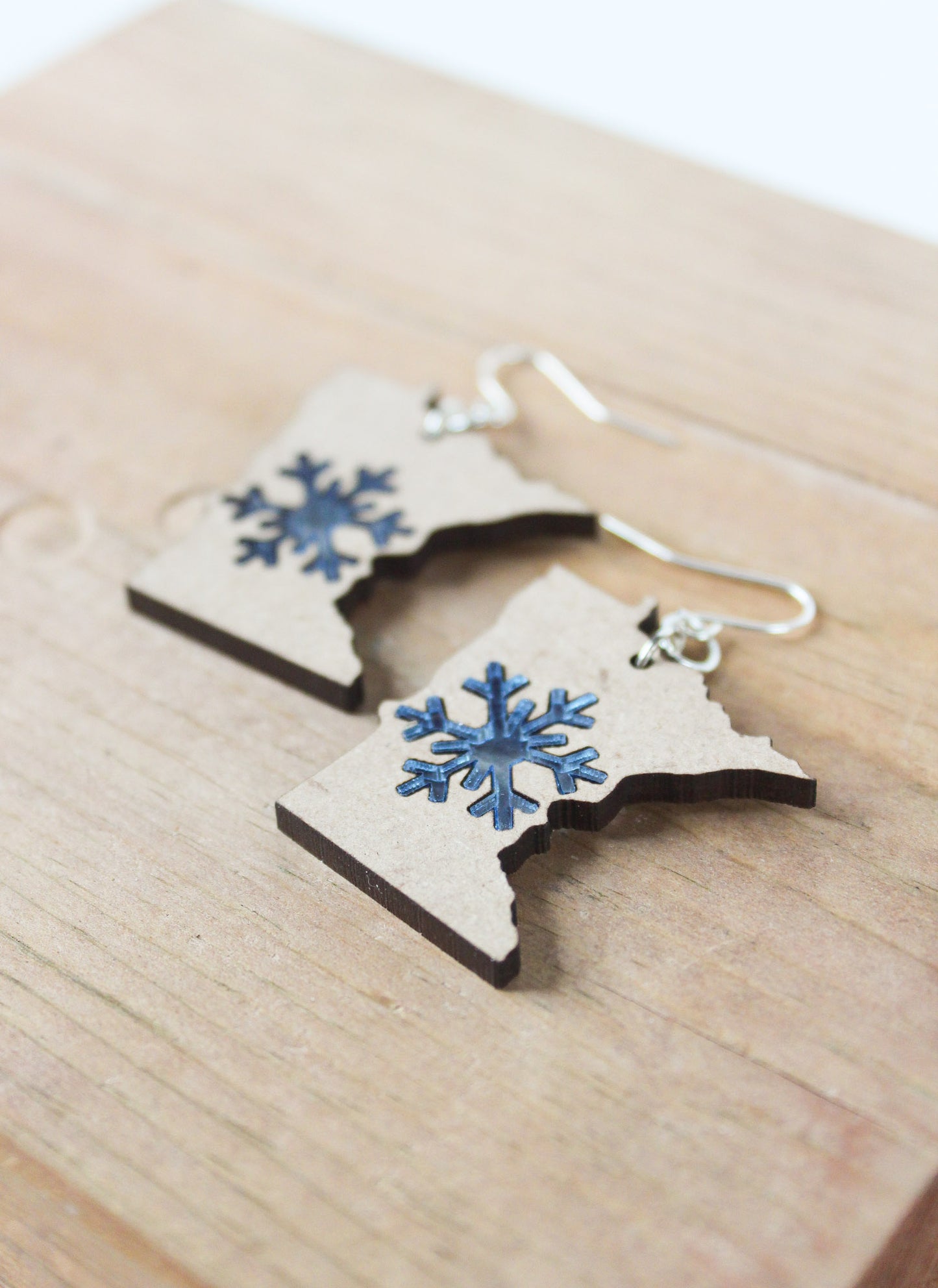 MN Earrings with Snowflake Inlay