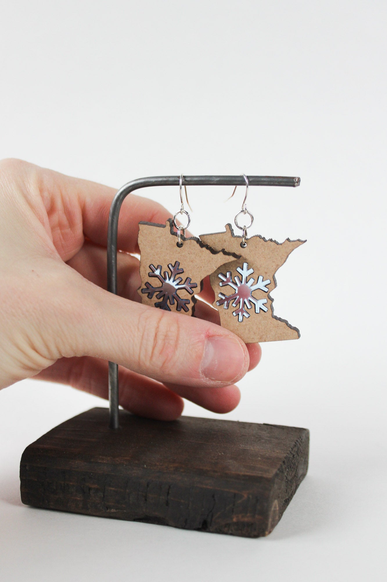MN Earrings with Snowflake Inlay